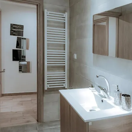 Acropolis Museum Stylish Apartments-3